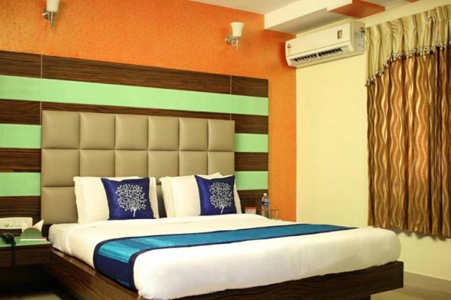 Hotel Seven Hills Inn تيروباتي المظهر الخارجي الصورة